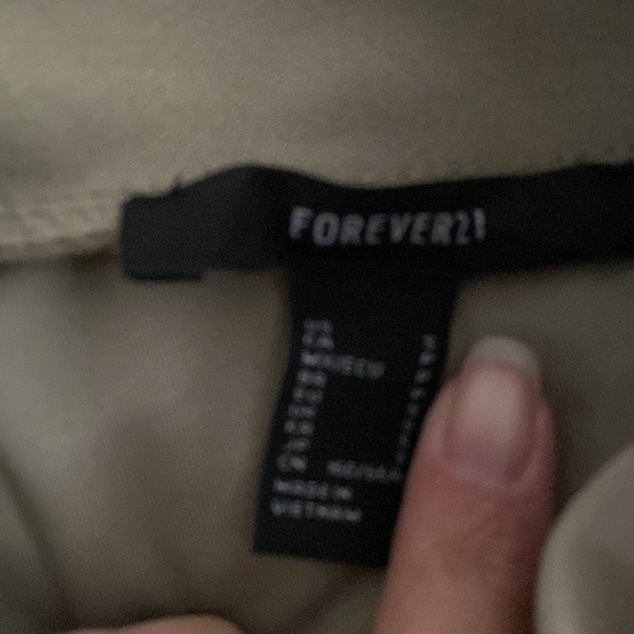 Forever 21 skort - Picture 2 of 5